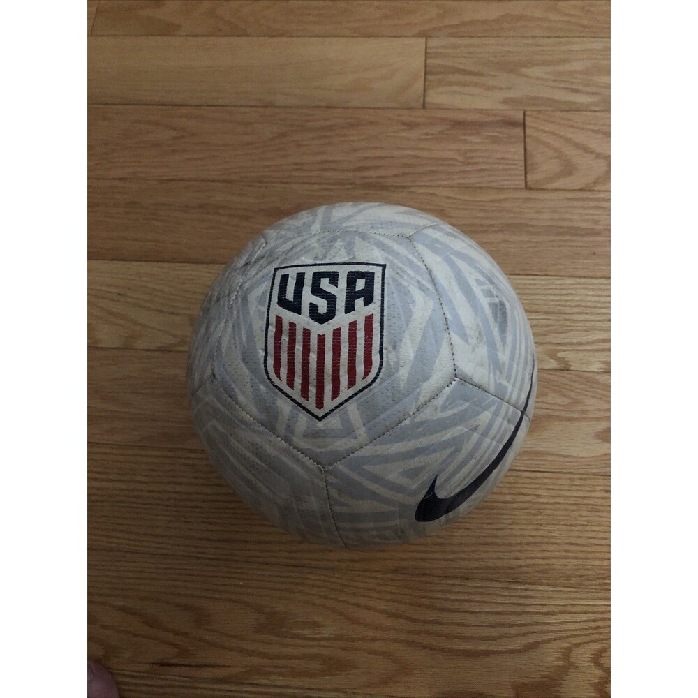 Nike Official Team USA Soccer Ball Size 5 Pre-owned